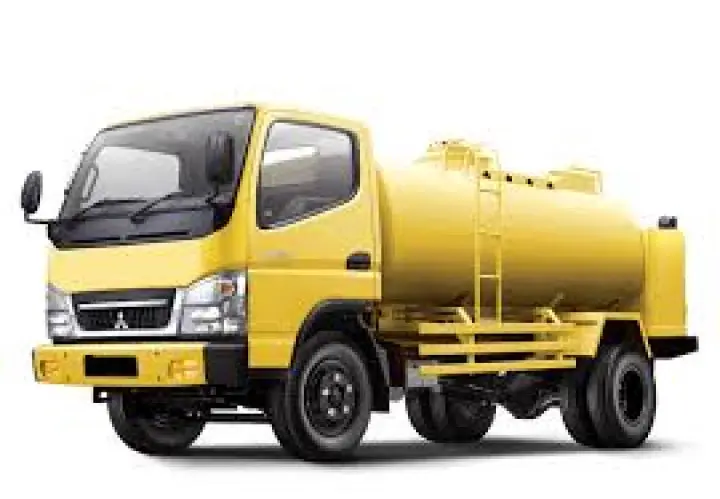 SEDOT WC SAMPAI HABIS di Grand Wisata